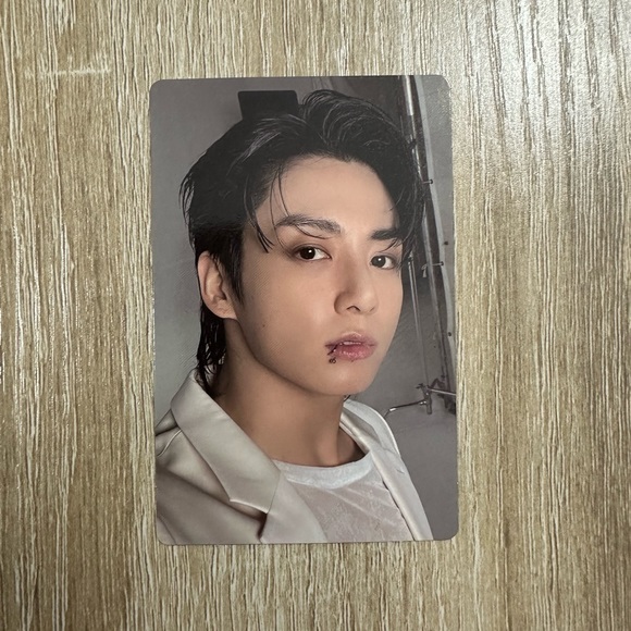 BTS Jungkook Golden album PC - Picture 1 of 2